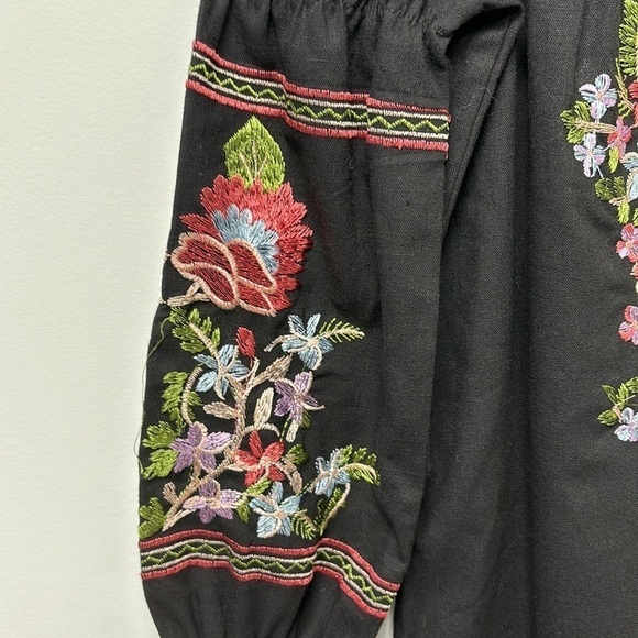 Rebellion Again Black Off The Shoulder Floral Embroidery size S - Picture 6 of 10